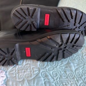 Hunter leather boots with zipper